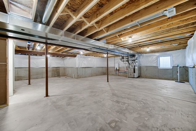 12 Terrano Way, Crown Point, IN 46307