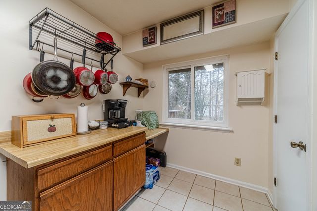 2644 Laurel View Drive, Snellville, GA 30039