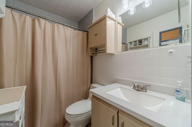 2644 Laurel View Drive, Snellville, GA 30039