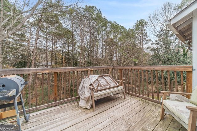 2644 Laurel View Drive, Snellville, GA 30039