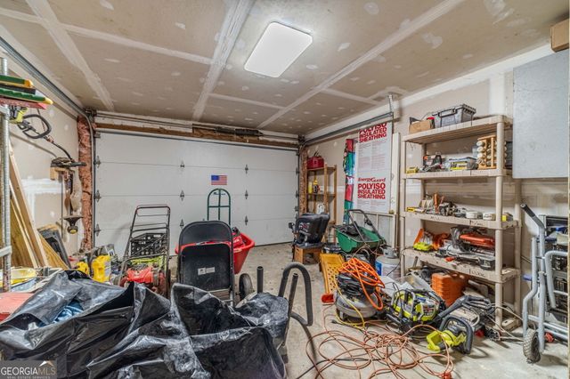 2644 Laurel View Drive, Snellville, GA 30039