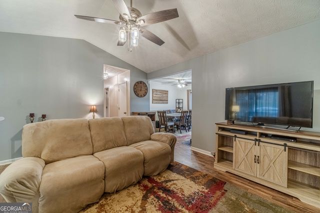 2644 Laurel View Drive, Snellville, GA 30039