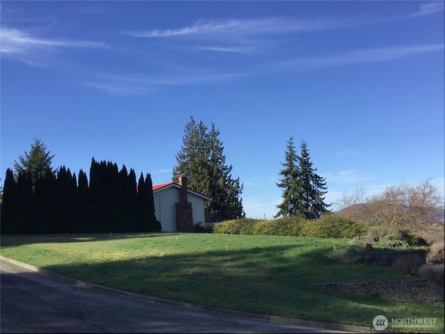 1 NHN Saint Marys Place, Anacortes, WA 98922