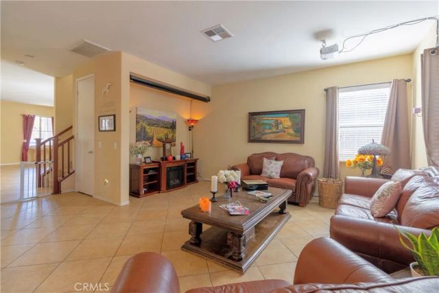 2168 Stonewood, Mentone, CA 92359