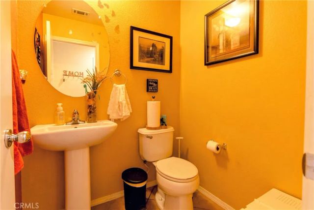 2168 Stonewood, Mentone, CA 92359