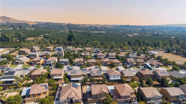 2168 Stonewood, Mentone, CA 92359