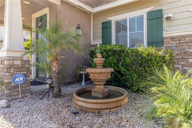 2168 Stonewood, Mentone, CA 92359