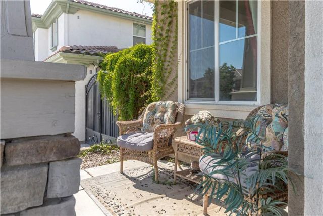 2168 Stonewood, Mentone, CA 92359