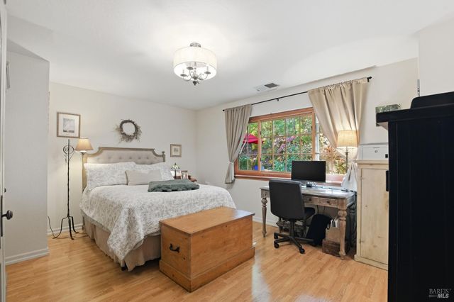 151 High St, Calistoga, CA 94515