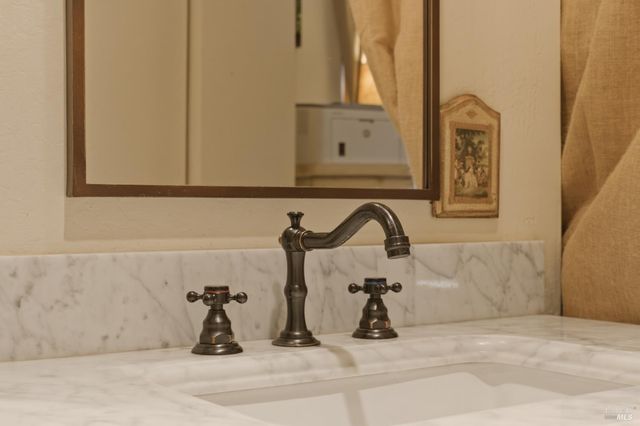 151 High St, Calistoga, CA 94515