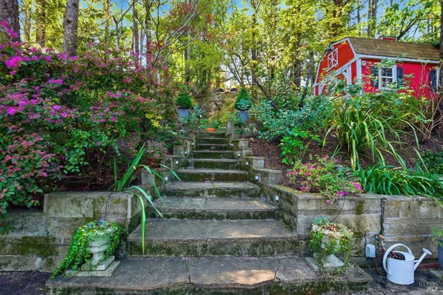 151 High St, Calistoga, CA 94515