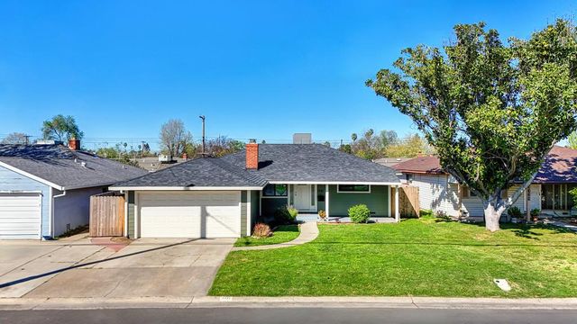 3721 Whitney Ave, Sacramento, CA 95821