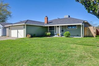 3721 Whitney Ave, Sacramento, CA 95821