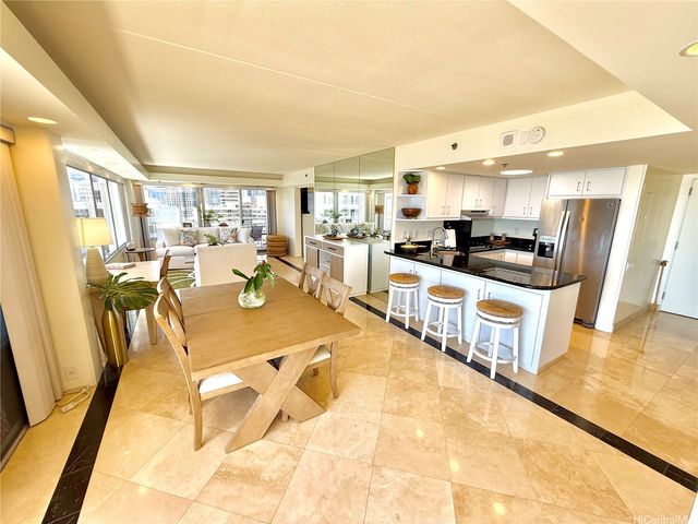 1777 Ala Moana Boulevard 1610, Honolulu, HI 96815