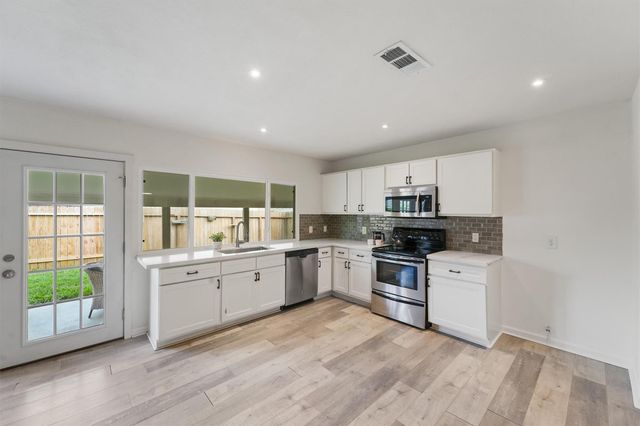 18206 Tall Cypress Drive, Spring, TX 77388
