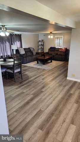 625 3RD AVE, Wilburton, PA 17888