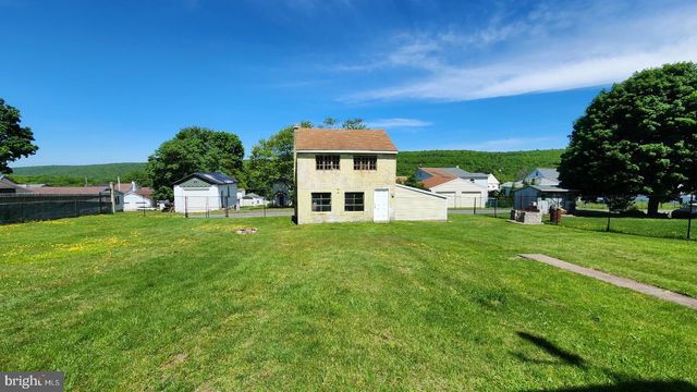 625 3RD AVE, Wilburton, PA 17888
