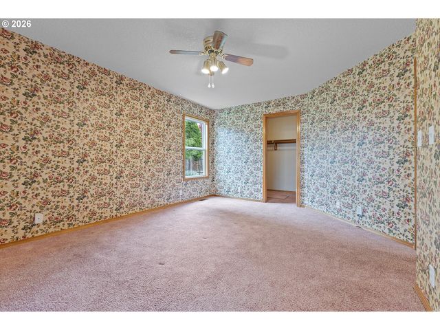 345 Ne MILNE Ct, Hillsboro, OR 97124