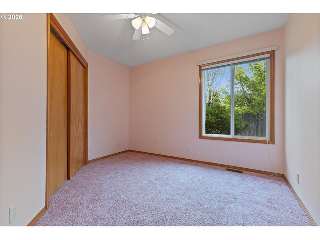 345 Ne MILNE Ct, Hillsboro, OR 97124