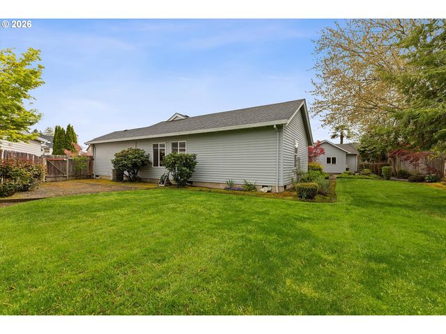 345 Ne MILNE Ct, Hillsboro, OR 97124