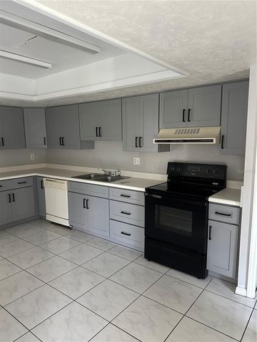 26645 COUNTY ROAD 561 3, Tavares, FL 32778
