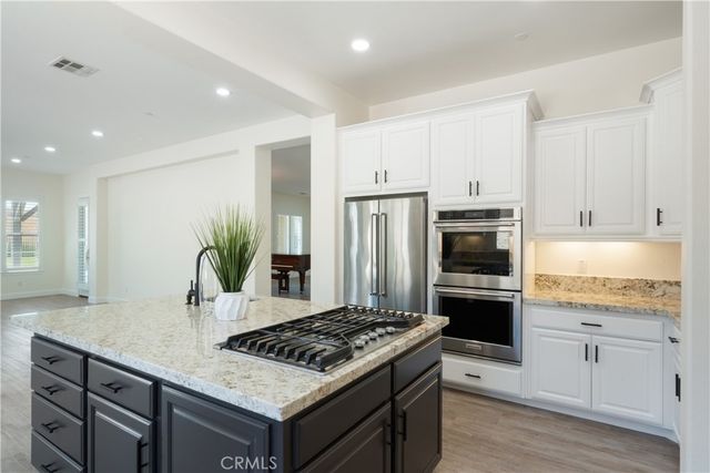 3086 Crystal Ridge Lane, Colton, CA 92324