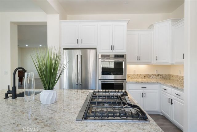 3086 Crystal Ridge Lane, Colton, CA 92324