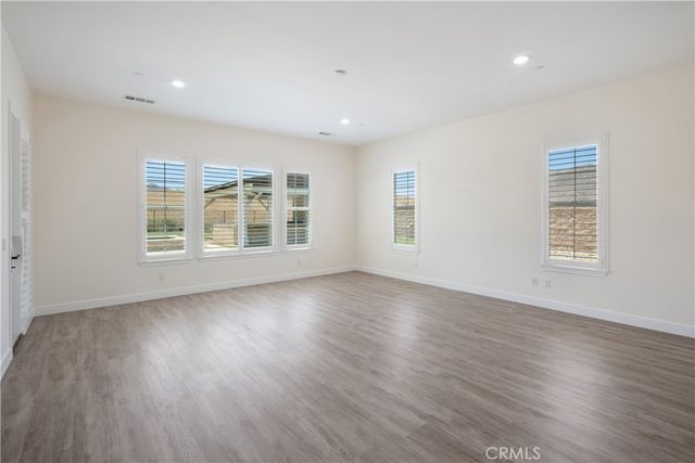 3086 Crystal Ridge Lane, Colton, CA 92324
