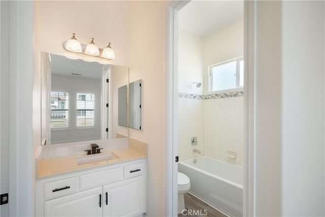 3086 Crystal Ridge Lane, Colton, CA 92324