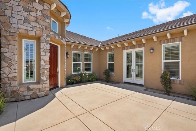 3086 Crystal Ridge Lane, Colton, CA 92324