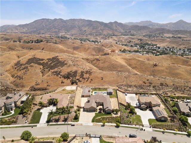 3086 Crystal Ridge Lane, Colton, CA 92324