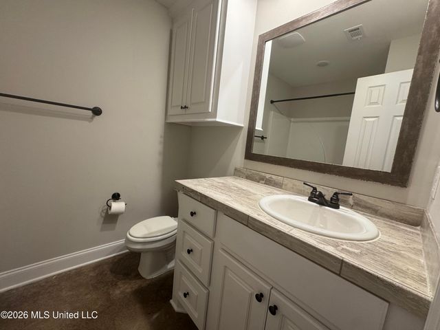 102 Rotherfield Place, Canton, MS 39046