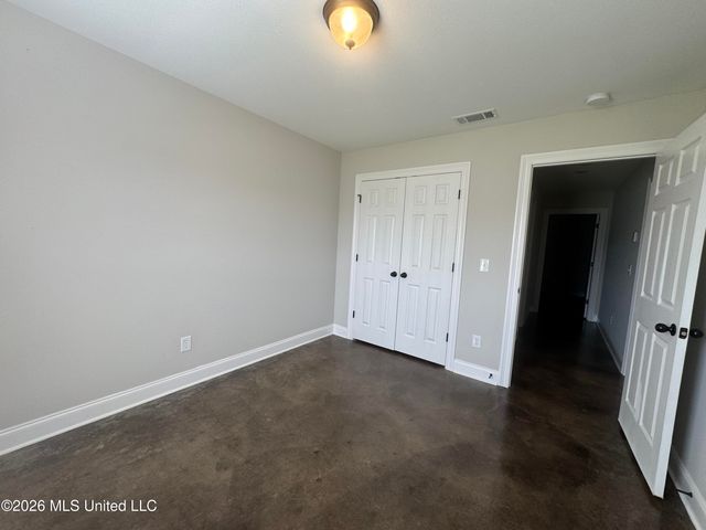 102 Rotherfield Place, Canton, MS 39046
