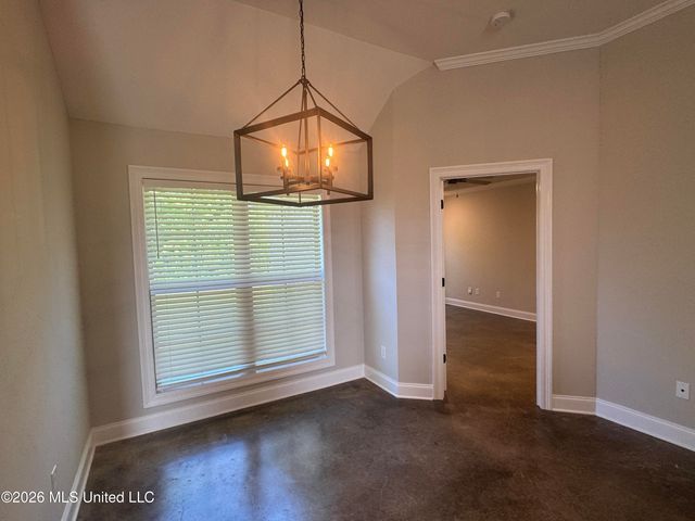 102 Rotherfield Place, Canton, MS 39046
