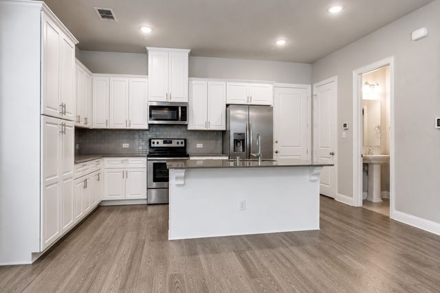 1544 Windermere Way, Farmers Branch, TX 75234