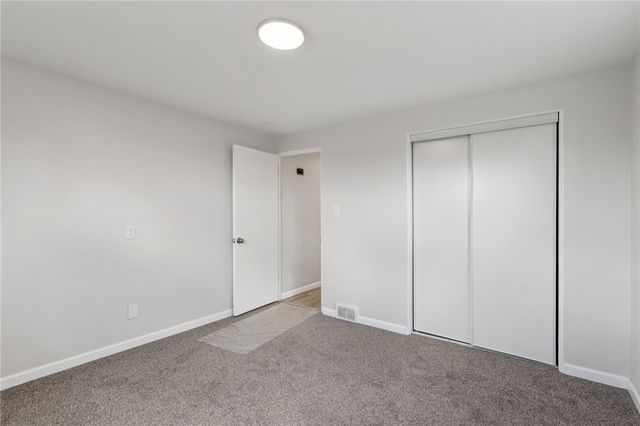 123 Penn View Dr, Monroeville, PA 15146