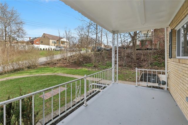 123 Penn View Dr, Monroeville, PA 15146