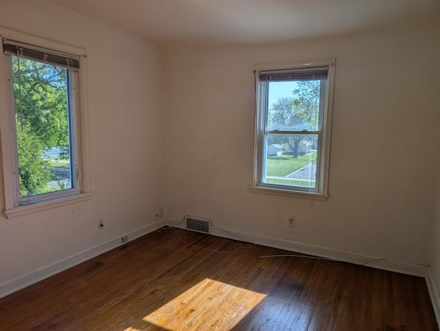 1049 Gorman Avenue, West Saint Paul, MN 55118