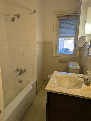 1049 Gorman Avenue, West Saint Paul, MN 55118