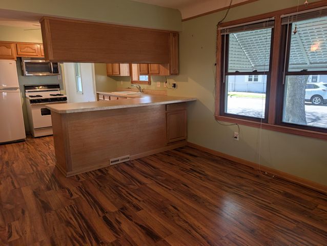 1049 Gorman Avenue, West Saint Paul, MN 55118