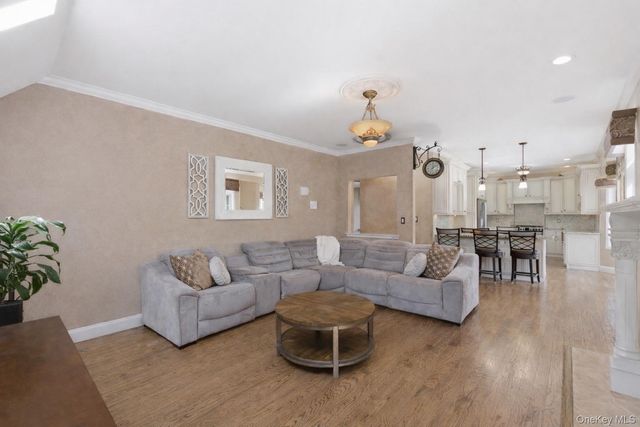 21 E Moriches Riverhead Road, East Moriches, NY 11940