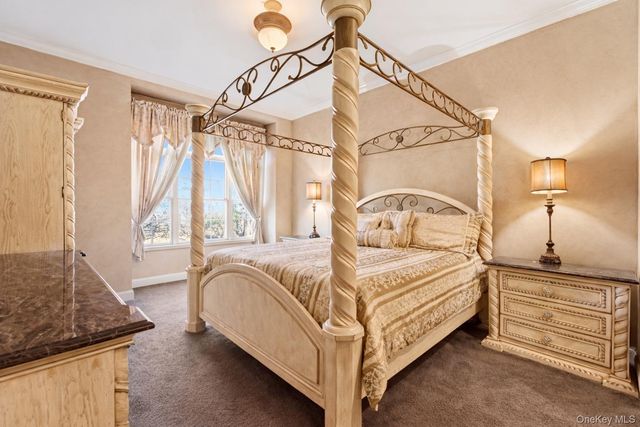 21 E Moriches Riverhead Road, East Moriches, NY 11940