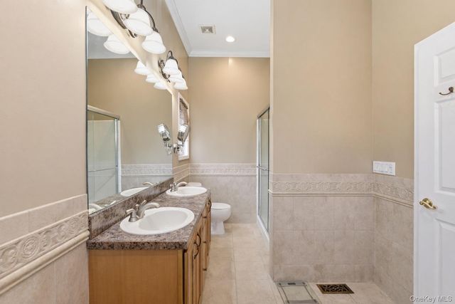 21 E Moriches Riverhead Road, East Moriches, NY 11940