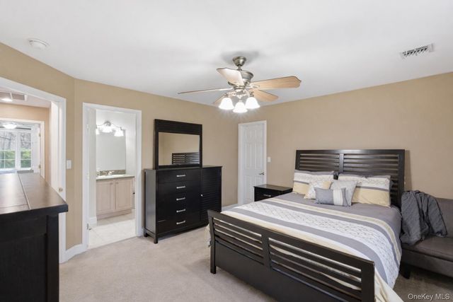 21 E Moriches Riverhead Road, East Moriches, NY 11940