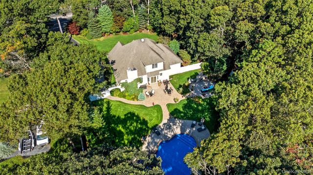 21 E Moriches Riverhead Road, East Moriches, NY 11940