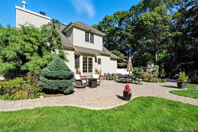 21 E Moriches Riverhead Road, East Moriches, NY 11940