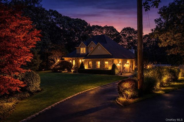 21 E Moriches Riverhead Road, East Moriches, NY 11940