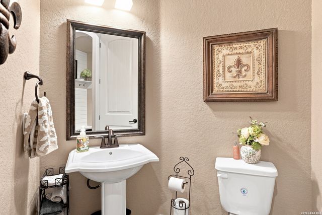 137 SENDERA WAY, Canyon Lake, TX 78133