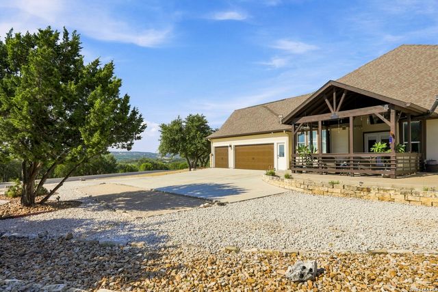 137 SENDERA WAY, Canyon Lake, TX 78133