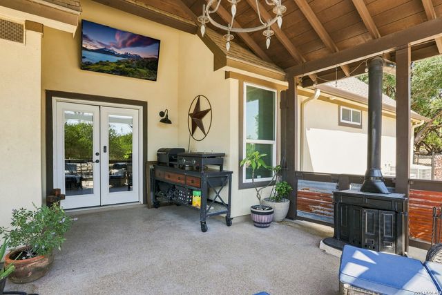 137 SENDERA WAY, Canyon Lake, TX 78133